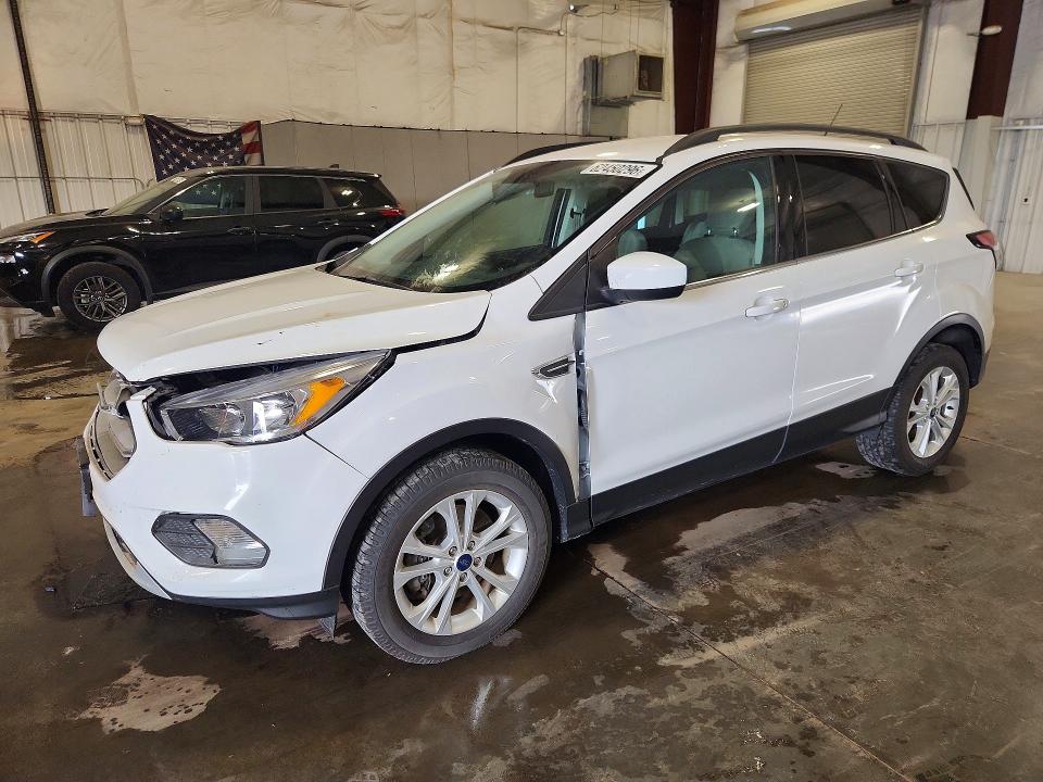 Продажа на аукционе авто 2018 Ford Escape, vin: 1FMCU9GD5JUC24949, номер лота: 62450296