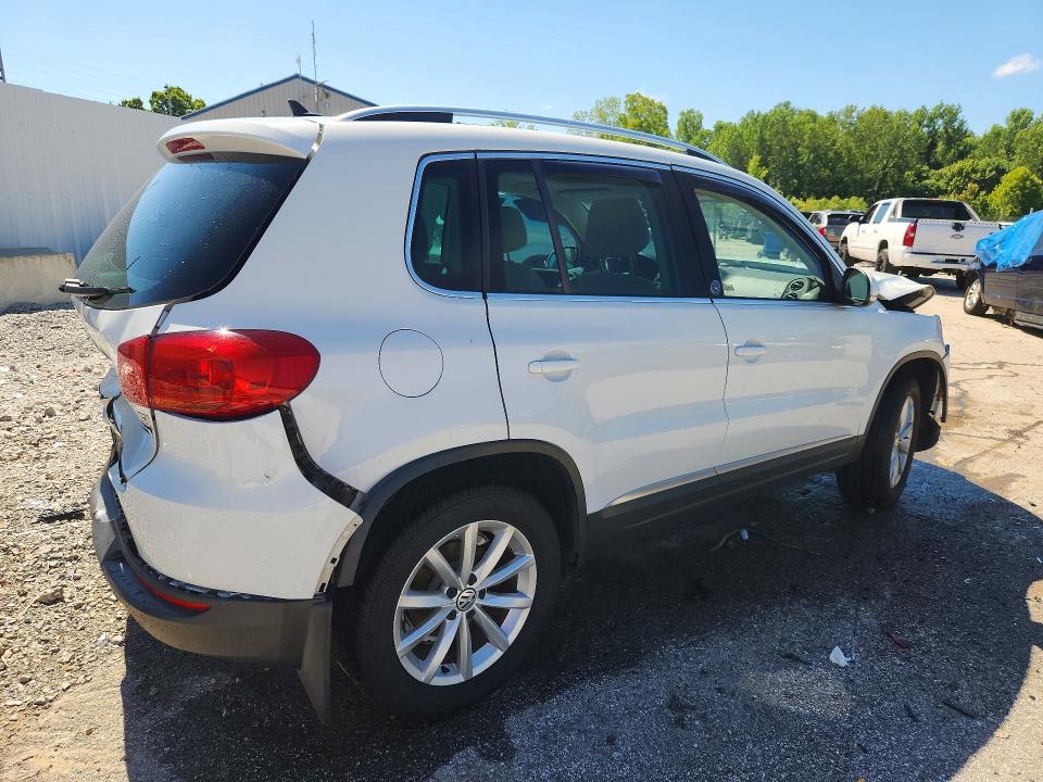 2017 Volkswagen Tiguan მანქანა იყიდება აუქციონზე, vin: WVGSV7AX0HW509489, აუქციონის ნომერი: 60605976