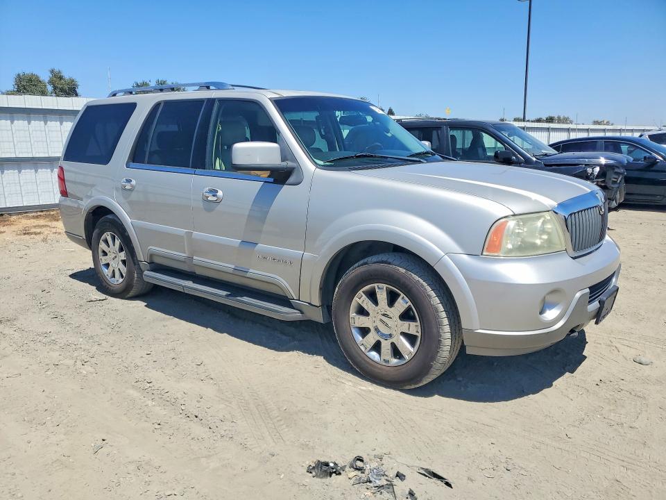 Продаж на аукціоні авто 2003 Lincoln Navigator, vin: 5LMFU28R63LJ00662, номер лоту: 63477316