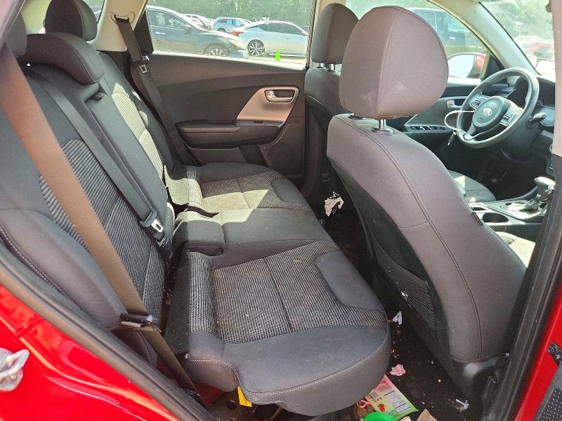 61794806 :رقم المزاد ، KNDCB3LC9H5050005 vin ، 2017 Kia Niro مزاد بيع