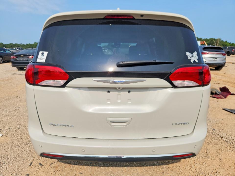 Продаж на аукціоні авто 2017 Chrysler Pacifica, vin: 2C4RC1GGXHR665187, номер лоту: 62694786