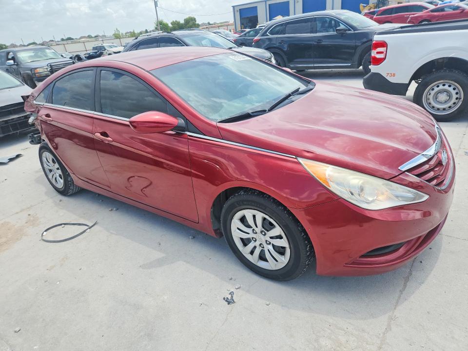 61215346 :رقم المزاد ، 5NPEB4AC0DH608352 vin ، 2013 Hyundai Sonata مزاد بيع