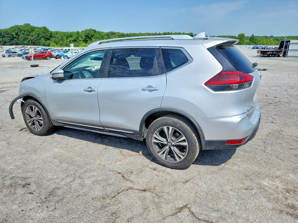 Продаж на аукціоні авто 2018 Nissan Rogue, vin: JN8AT2MV1JW318967, номер лоту: 61300726