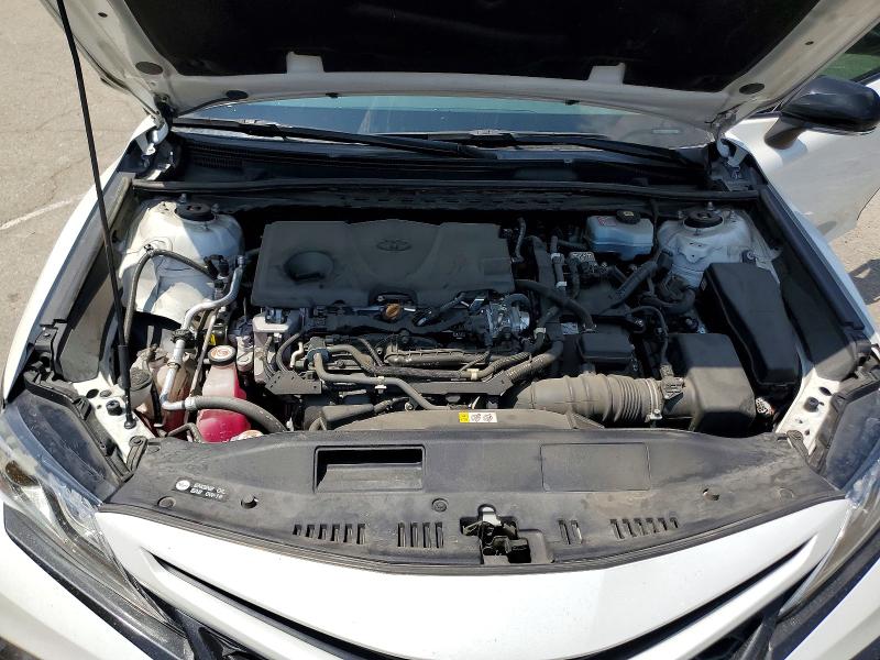 2021 Toyota Camry მანქანა იყიდება აუქციონზე, vin: 4T1K31AK7MU028152, აუქციონის ნომერი: 59310366
