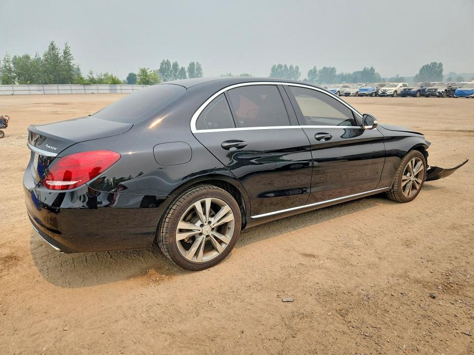 60737986 :رقم المزاد ، 55SWF4KB7FU000763 vin ، 2015 Mercedes-benz C مزاد بيع