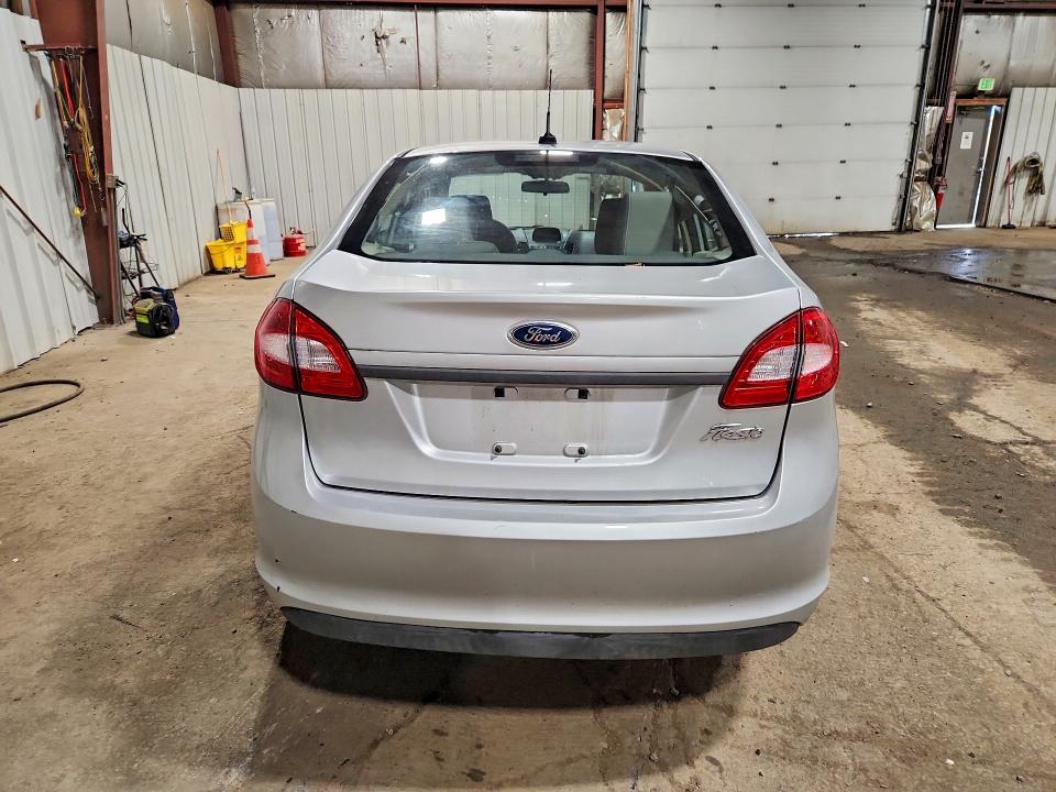 Продажа на аукционе авто 2012 Ford Fiesta, vin: 3FADP4AJ6CM126530, номер лота: 61810456