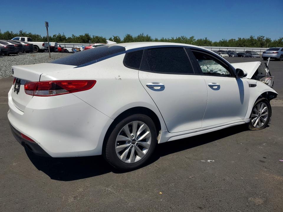 2016 Kia Optima მანქანა იყიდება აუქციონზე, vin: 5XXGT4L30GG067046, აუქციონის ნომერი: 59675706