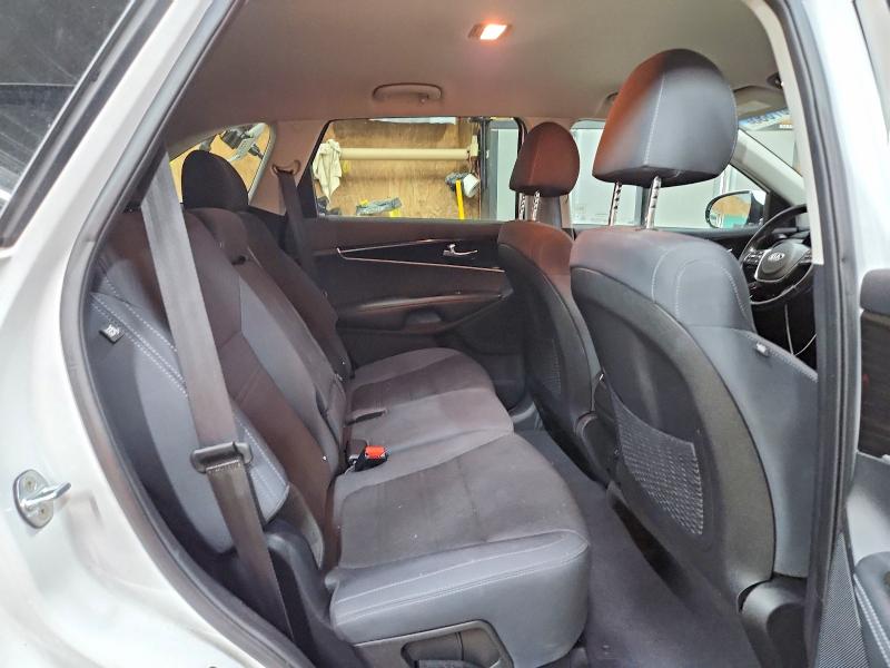 Продажа на аукционе авто 2019 Kia Sorento, vin: 5XYPGDA36KG432504, номер лота: 61607536