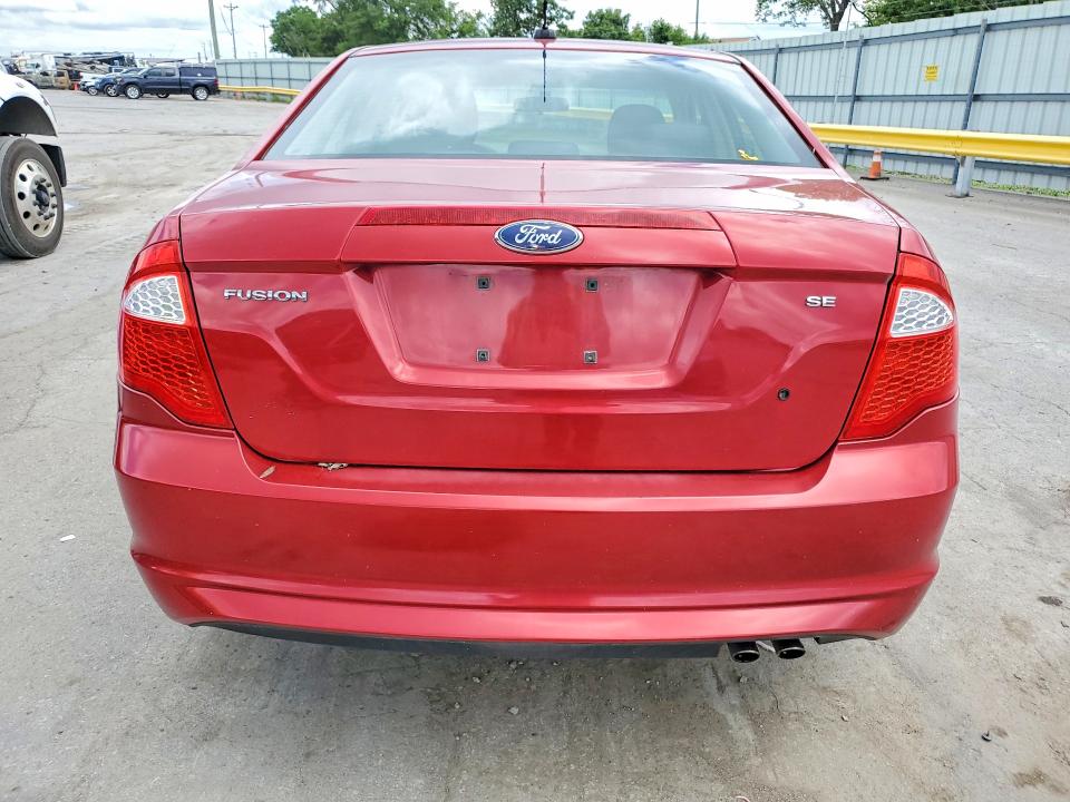 2010 Ford Fusion მანქანა იყიდება აუქციონზე, vin: 3FAHP0HA8AR261895, აუქციონის ნომერი: 60865186