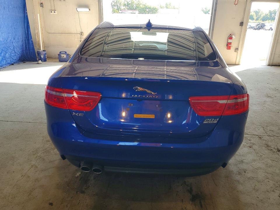 63198816 :رقم المزاد ، SAJAJ4BN5HA976672 vin ، 2017 Jaguar Xe مزاد بيع