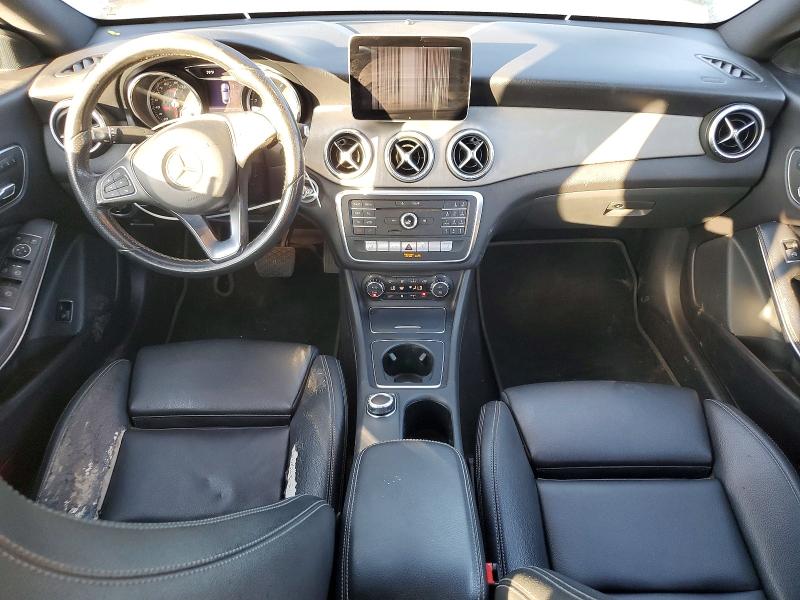 61718796 :رقم المزاد ، WDDSJ4EB3JN671096 vin ، 2018 Mercedes-benz Cla مزاد بيع