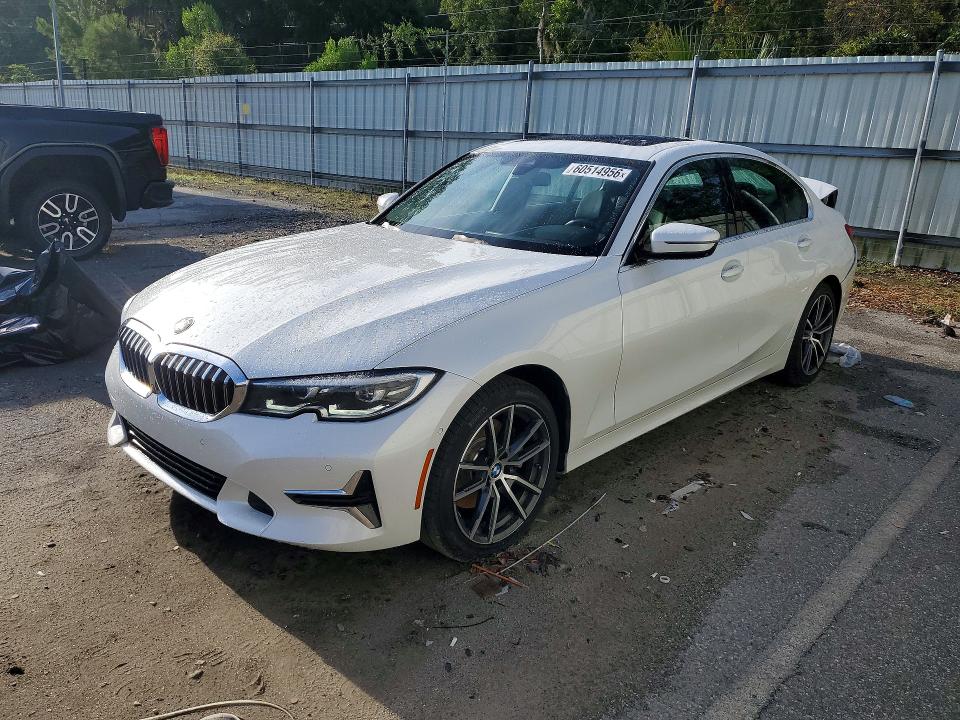 60514956 :رقم المزاد ، 3MW5R1J03L8B41720 vin ، 2020 Bmw 330i مزاد بيع