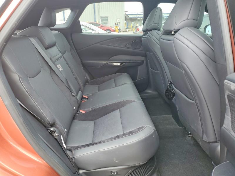 61599906 :رقم المزاد ، 2T2BCMEA3PC003642 vin ، 2023 Lexus Rx مزاد بيع