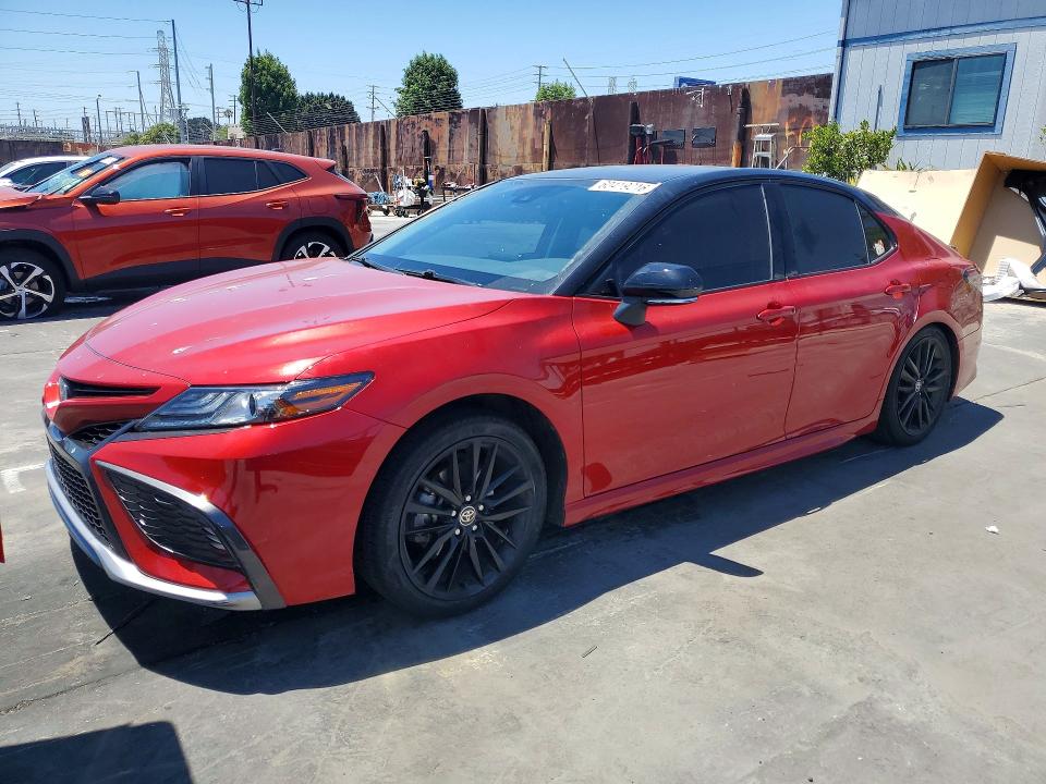 2022 Toyota Camry მანქანა იყიდება აუქციონზე, vin: 4T1K31AK2NU037956, აუქციონის ნომერი: 60419216