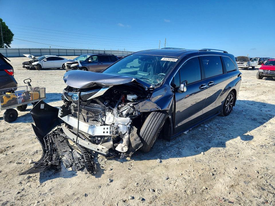 61293286 :رقم المزاد ، 5TDESKFC8SS157708 vin ، 2025 Toyota Sienna مزاد بيع