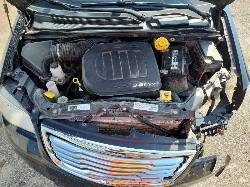 62026366 :رقم المزاد ، 2C4RC1JG4GR304139 vin ، 2016 Chrysler Town & Country مزاد بيع
