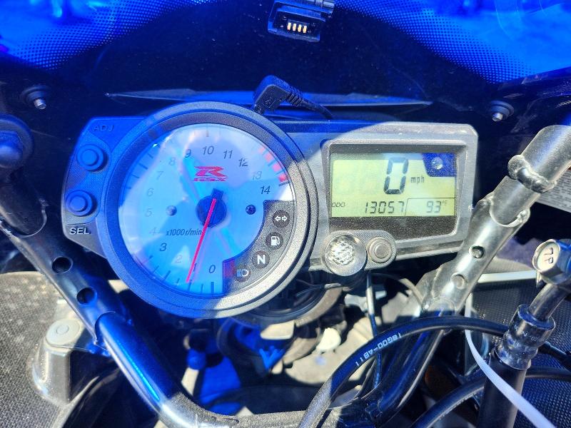 59980316 :رقم المزاد ، JS1GT75A042105917 vin ، 2004 Suzuki Gsx-r1000 مزاد بيع