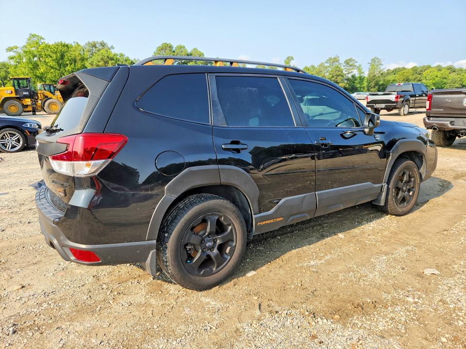 62161046 :رقم المزاد ، JF2SKAMCXNH405516 vin ، 2022 Subaru Forester مزاد بيع