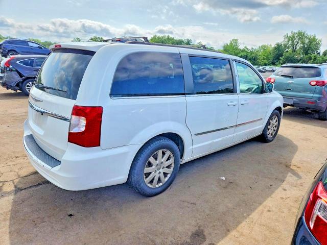 62122296 :رقم المزاد ، 2C4RC1BG8GR214541 vin ، 2016 Chrysler Town & Country مزاد بيع