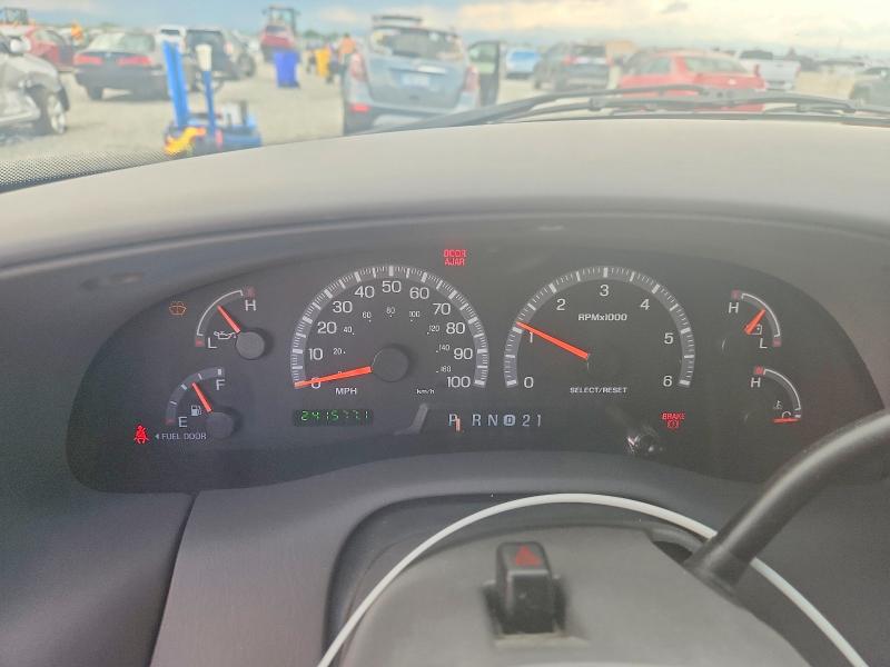 Продажа на аукционе авто 2002 Ford Expedition, vin: 1FMRU15W92LA46910, номер лота: 60707166