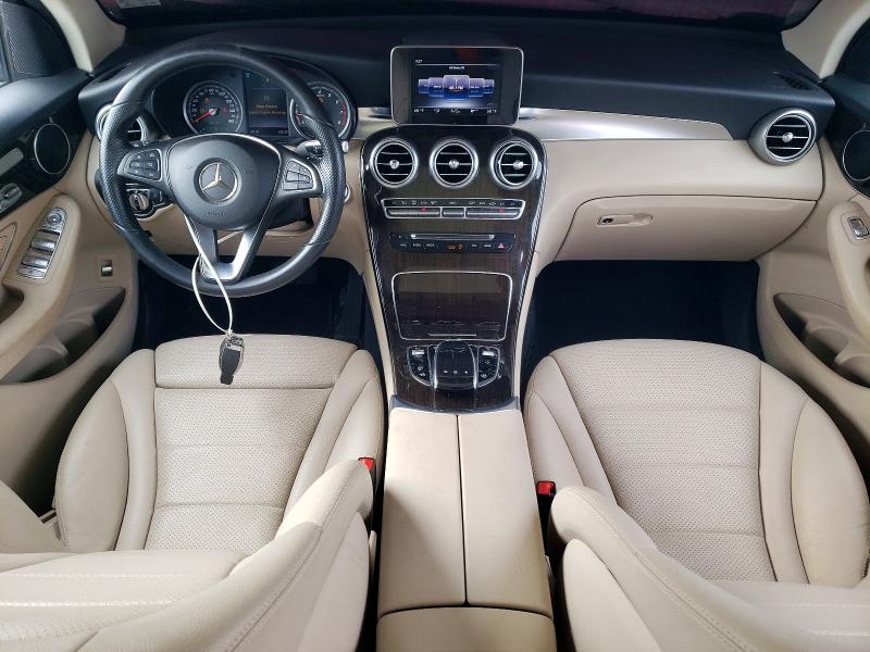 62021106 :رقم المزاد ، WDC0G4KB3GF077271 vin ، 2016 Mercedes-benz Glc مزاد بيع