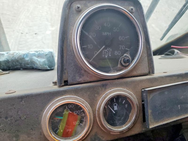 61314986 :رقم المزاد ، 1M2K195C53M021917 vin ، 2003 Mack 600 مزاد بيع