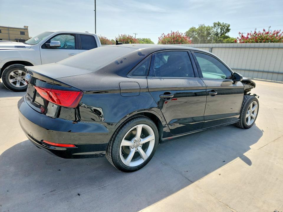 Продаж на аукціоні авто 2016 Audi A3, vin: WAUA7GFF6G1057731, номер лоту: 62531816