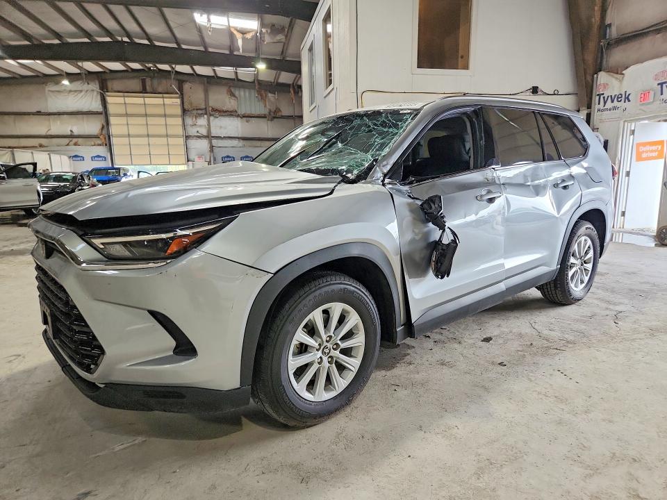 Продажа на аукционе авто 2024 Toyota Grand Highlander, vin: 5TDAAAA59RS017584, номер лота: 61447466