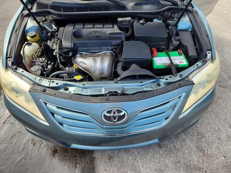 60000646 :رقم المزاد ، 4T1BF3EK8AU571101 vin ، 2010 Toyota Camry مزاد بيع