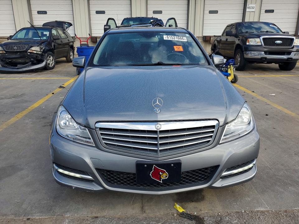 Продажа на аукционе авто 2013 Mercedes-benz C, vin: WDDGF8AB3DR244096, номер лота: 61531666
