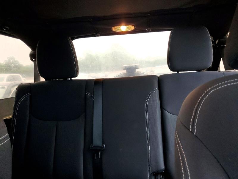 62343786 :رقم المزاد ، 1C4BJWFGXJL860422 vin ، 2018 Jeep Wrangler Unlimited مزاد بيع