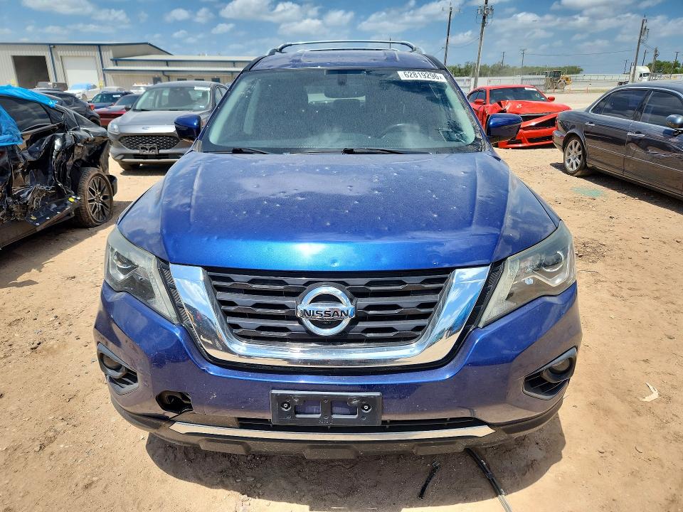 62819296 :رقم المزاد ، 5N1DR2CN0LC586417 vin ، 2020 Nissan Pathfinder مزاد بيع