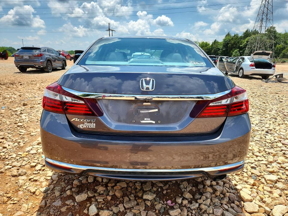 60291476 :رقم المزاد ، 1HGCR2F36HA155580 vin ، 2017 Honda Accord مزاد بيع