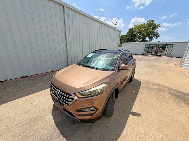 2016 Hyundai Tucson მანქანა იყიდება აუქციონზე, vin: KM8J33A29GU142357, აუქციონის ნომერი: 62539006