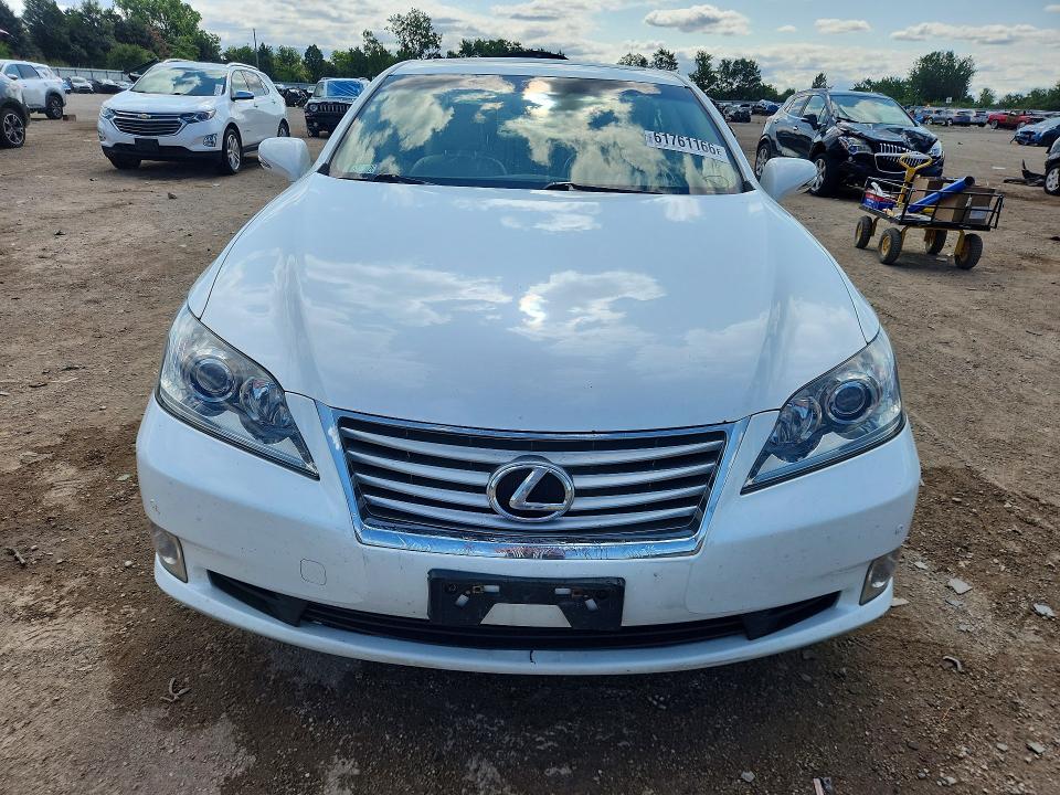 61761166 :رقم المزاد ، JTHBK1EG7B2423131 vin ، 2011 Lexus Es مزاد بيع