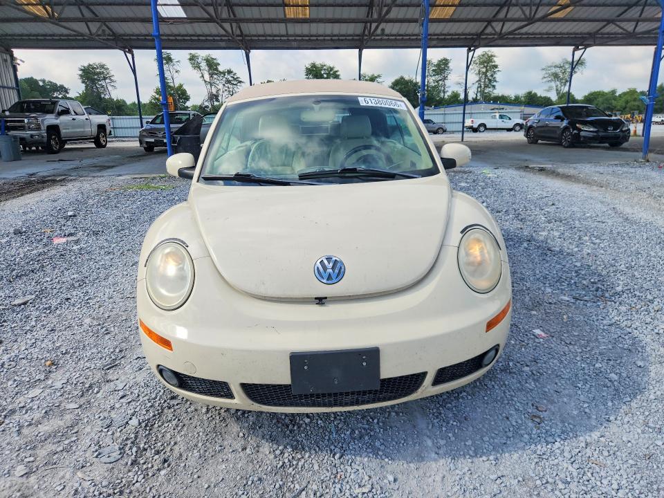 2006 Volkswagen New Beetle მანქანა იყიდება აუქციონზე, vin: 3VWSF31YX6M317526, აუქციონის ნომერი: 61380066