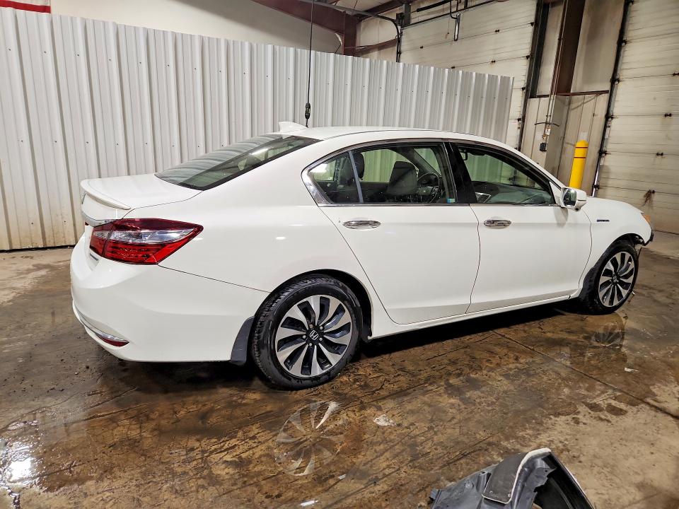 Продаж на аукціоні авто 2017 Honda Accord, vin: JHMCR6F54HC012993, номер лоту: 61857536
