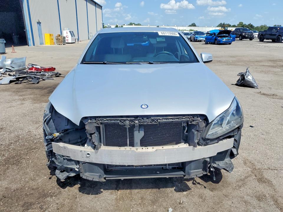 60713986 :رقم المزاد ، WDDHF5KB4EA902252 vin ، 2014 Mercedes-benz E مزاد بيع