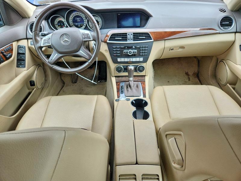 58926946 :رقم المزاد ، WDDGF8AB5EG180978 vin ، 2014 Mercedes-benz C مزاد بيع