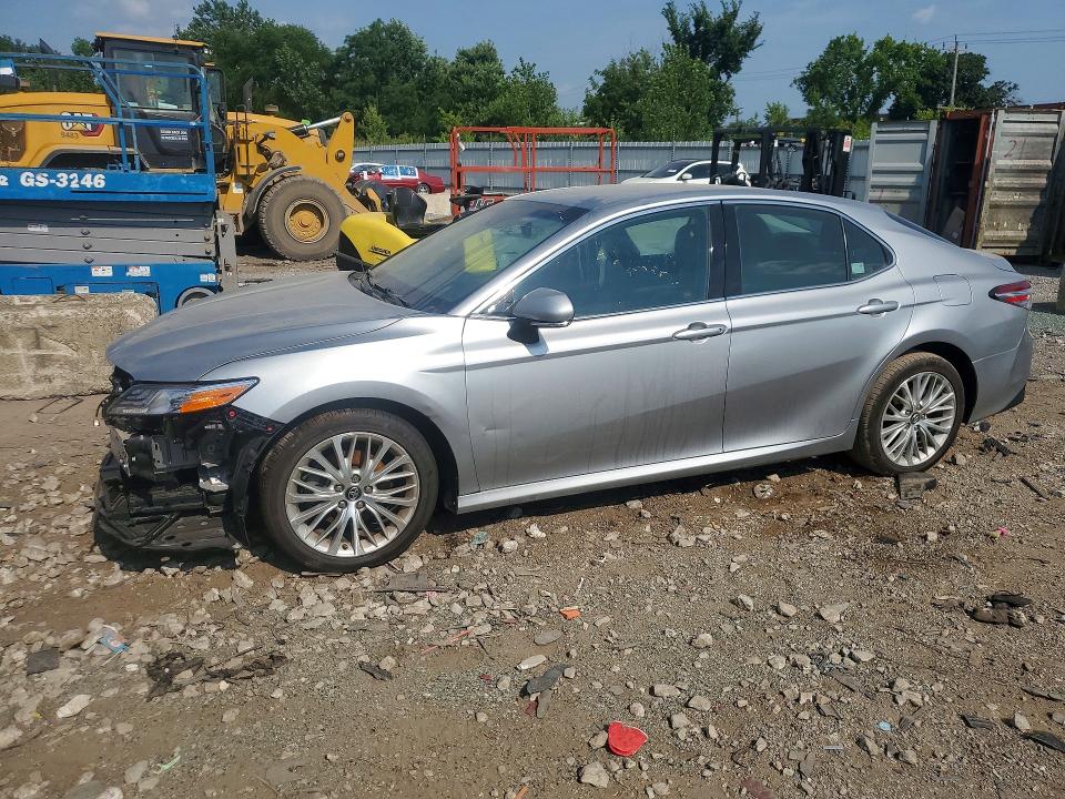 Aukcja sprzedaży 2018 Toyota Camry, vin: 4T1B11HK4JU052917, numer aukcji: 61210996
