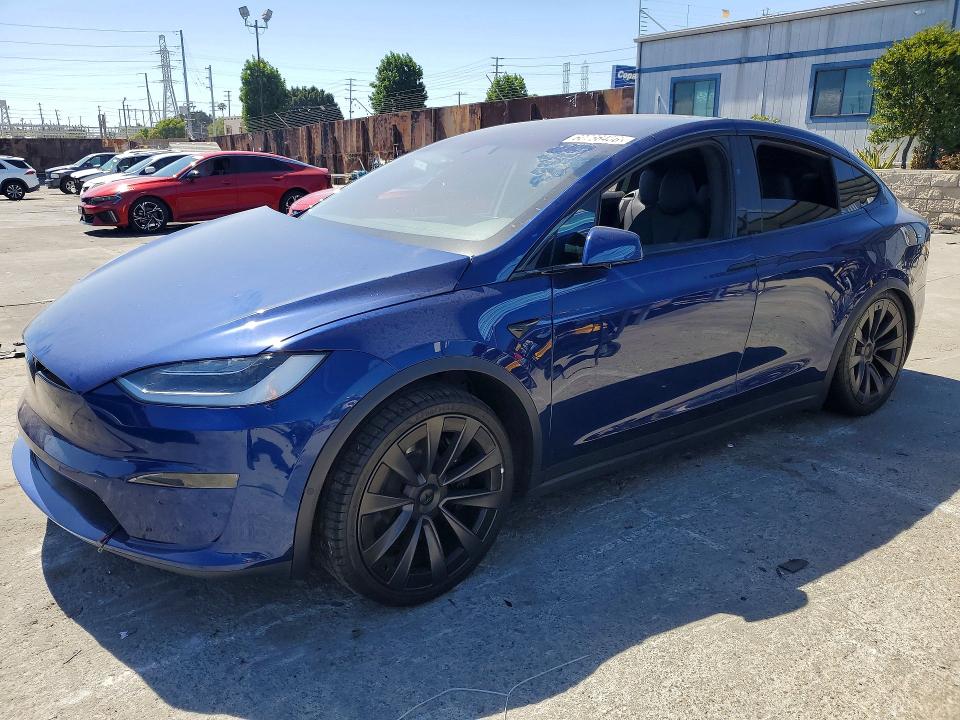 60366456 :رقم المزاد ، 7SAXCAE52NF350628 vin ، 2022 Tesla Model X مزاد بيع