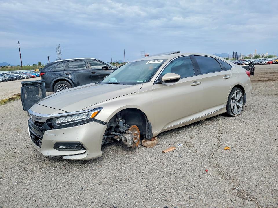 Auction sale of the 2020 Honda Accord, vin: 1HGCV2F96LA020706, lot number: 61939706