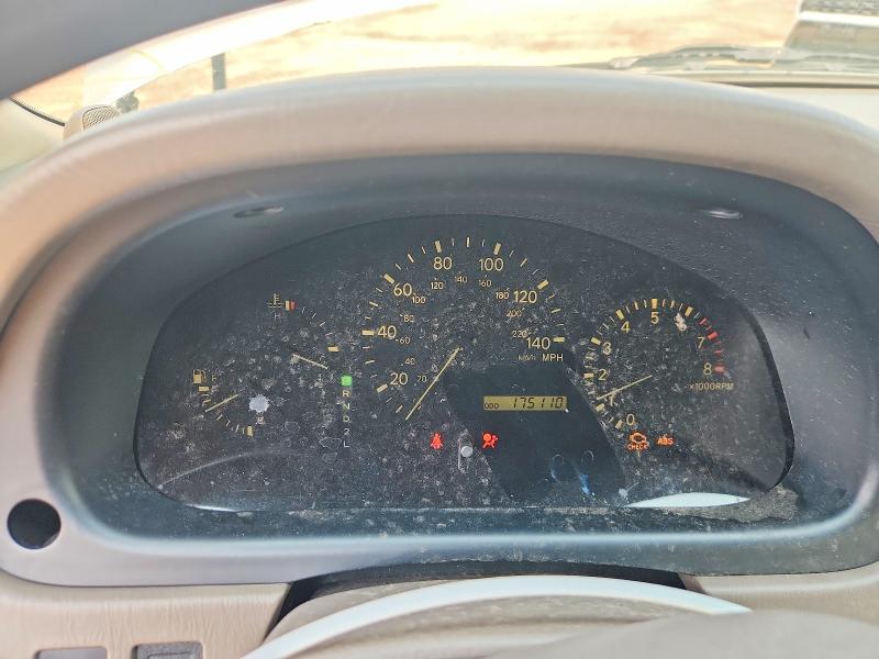 61640586 :رقم المزاد ، JT6HF10U7Y0109813 vin ، 2000 Lexus Rx مزاد بيع
