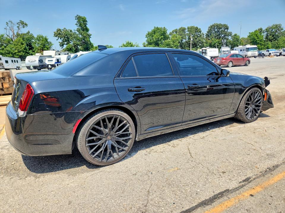 Продажа на аукционе авто 2017 Chrysler 300, vin: 2C3CCABG7HH596854, номер лота: 63564246