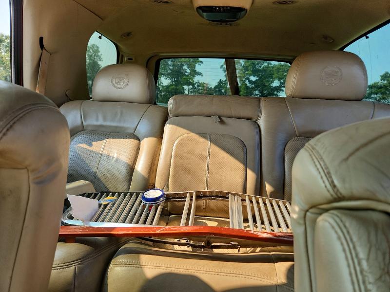 Продаж на аукціоні авто 2002 Cadillac Escalade, vin: 1GYEC63T82R123835, номер лоту: 63178146