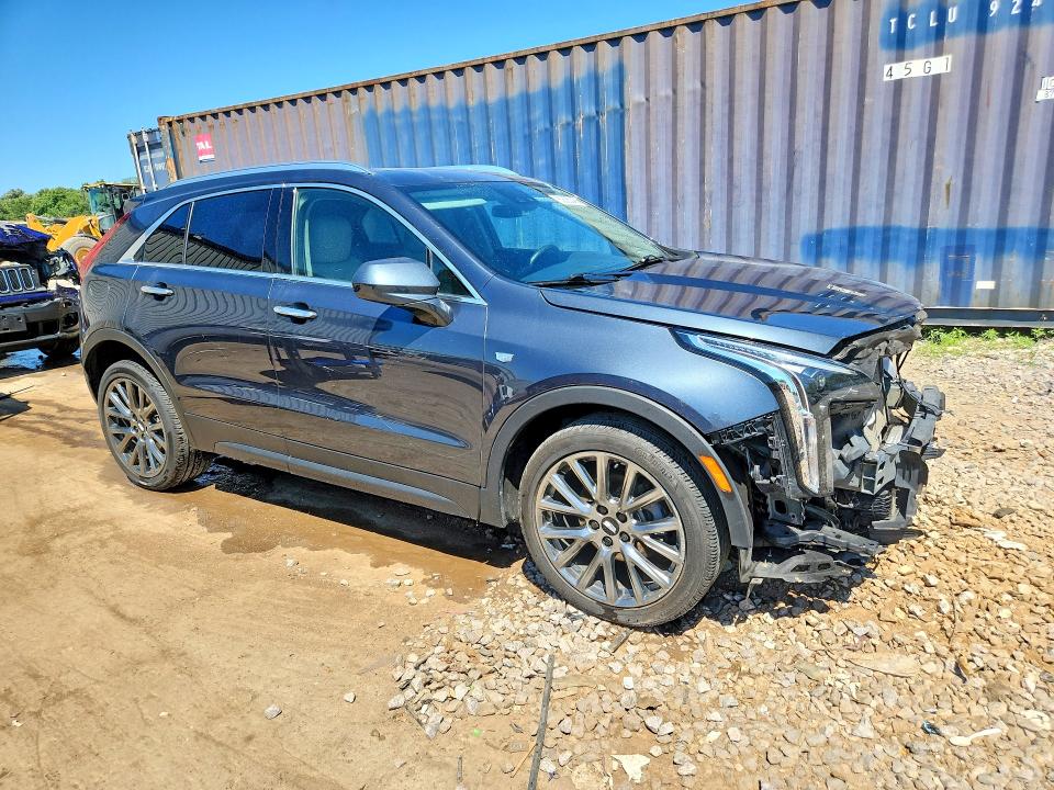 60635346 :رقم المزاد ، 1GYFZBR41MF026220 vin ، 2021 Cadillac Xt4 مزاد بيع