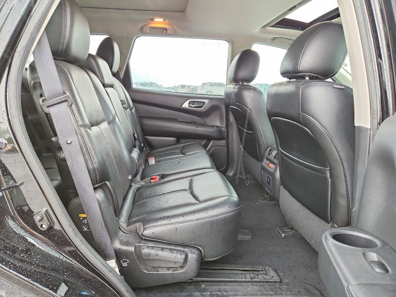 60307826 :رقم المزاد ، 5N1AR2MN6GC670572 vin ، 2016 Nissan Pathfinder مزاد بيع