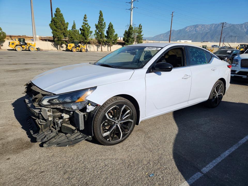 59405176 :رقم المزاد ، 1N4BL4CV1PN323877 vin ، 2023 Nissan Altima مزاد بيع