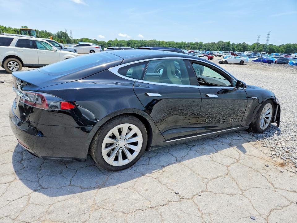 Продажа на аукционе авто 2017 Tesla Model S, vin: 5YJSA1E13HF185476, номер лота: 60303646