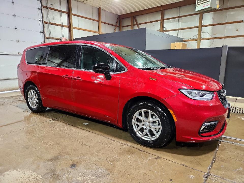 2025 Chrysler Pacifica მანქანა იყიდება აუქციონზე, vin: 2C4RC1BG5SR601217, აუქციონის ნომერი: 61918036